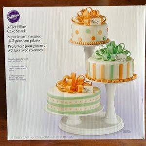 Wilton 3-tier pillar cake stand